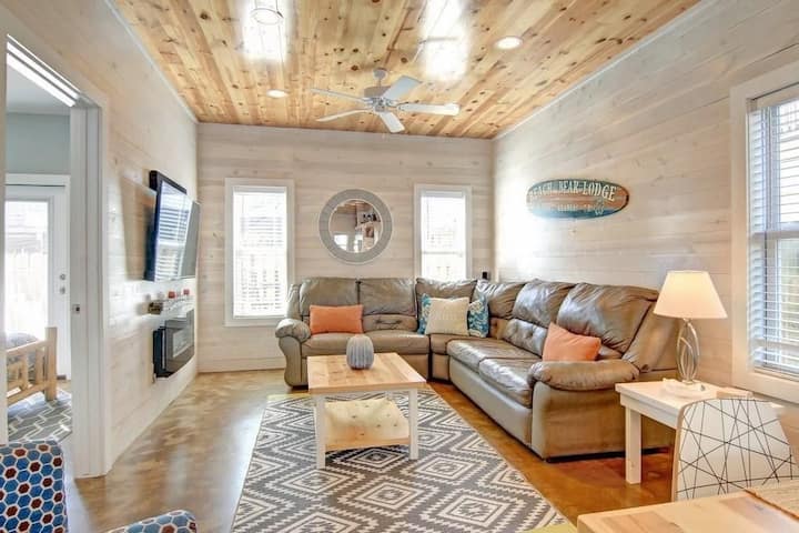The Emerald Pearl: Stay In Comfort In Port Aransas - Port Aransas, TX