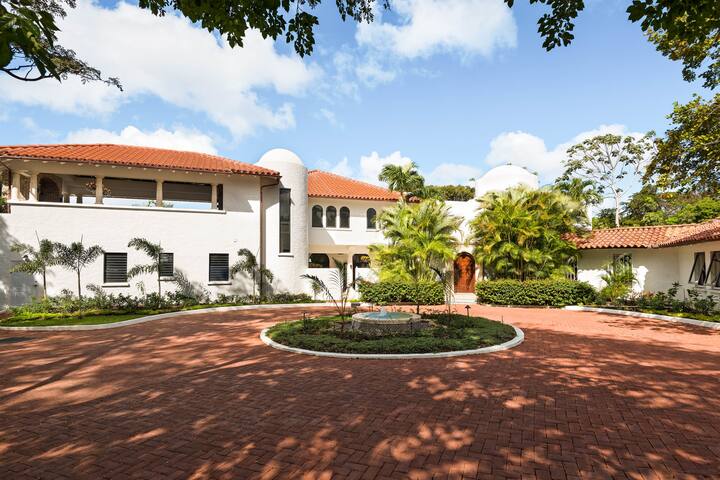 Altman Real Estate managed Airbnb listing 1