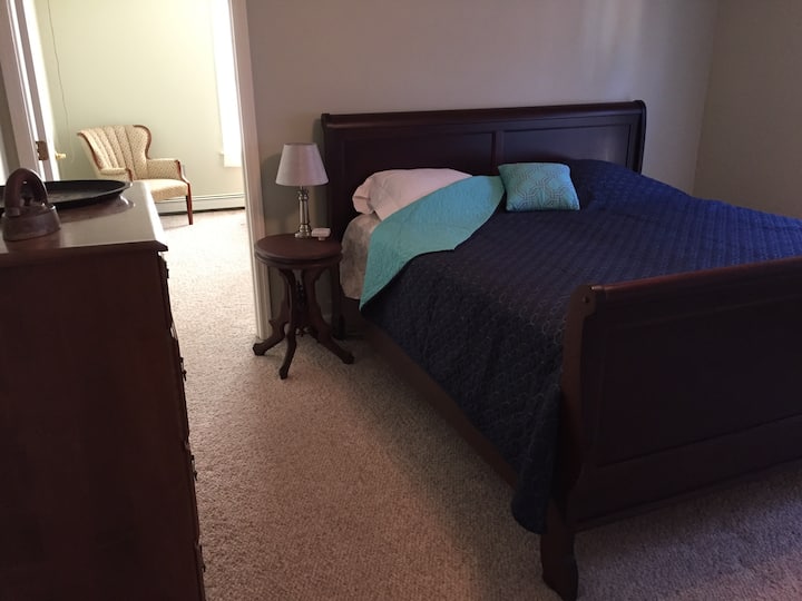 Lake Wyola Holiday Rentals & Homes Shutesbury, MA Airbnb