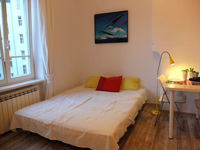 Central Warsaw Studio "Zgoda ORANGE"