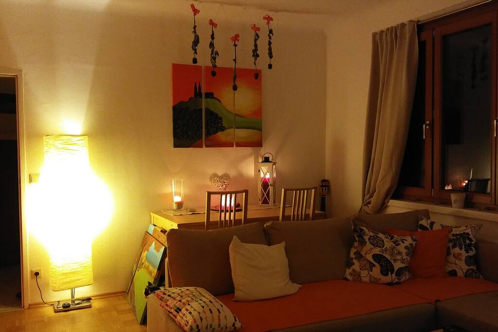Livingroom - Dining table