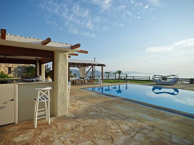 Panoramic Sunset View Villa w./ Private Pool gallery image 5