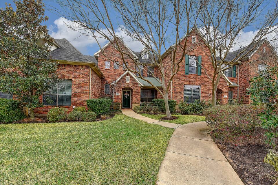 10 Most Affordable Houston Airbnbs With Pools TravelAwaits