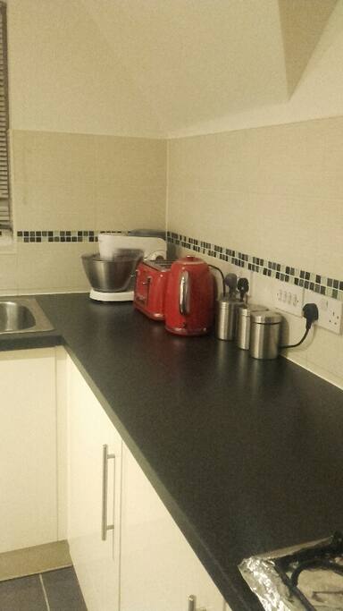 Access to the kitchen for tea and coffee only