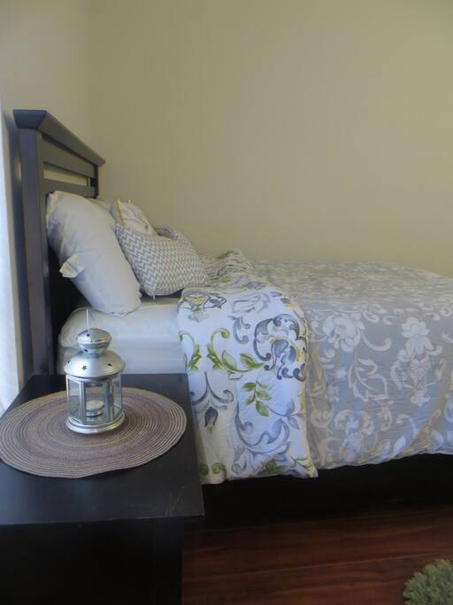 Full Size Bed