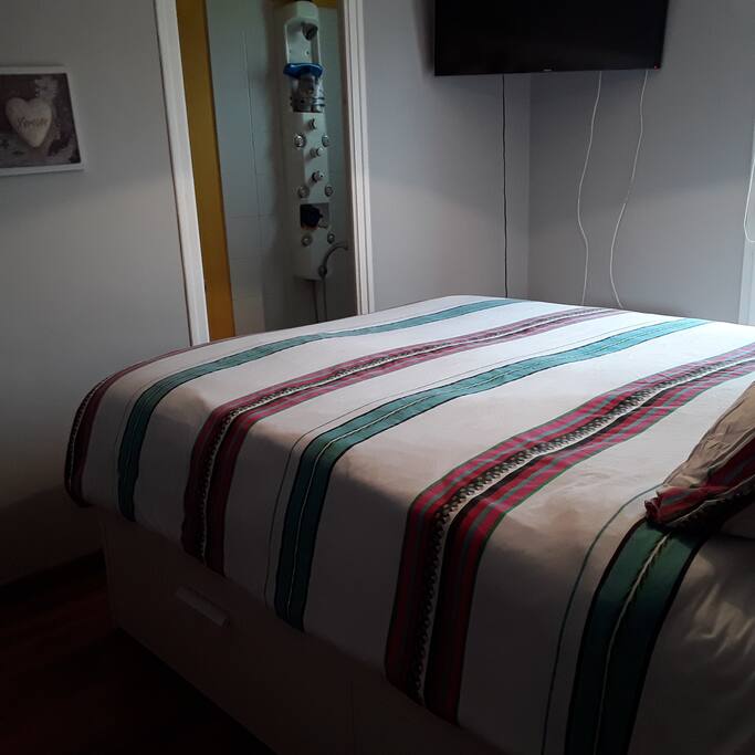 Chambre 1 avec douche