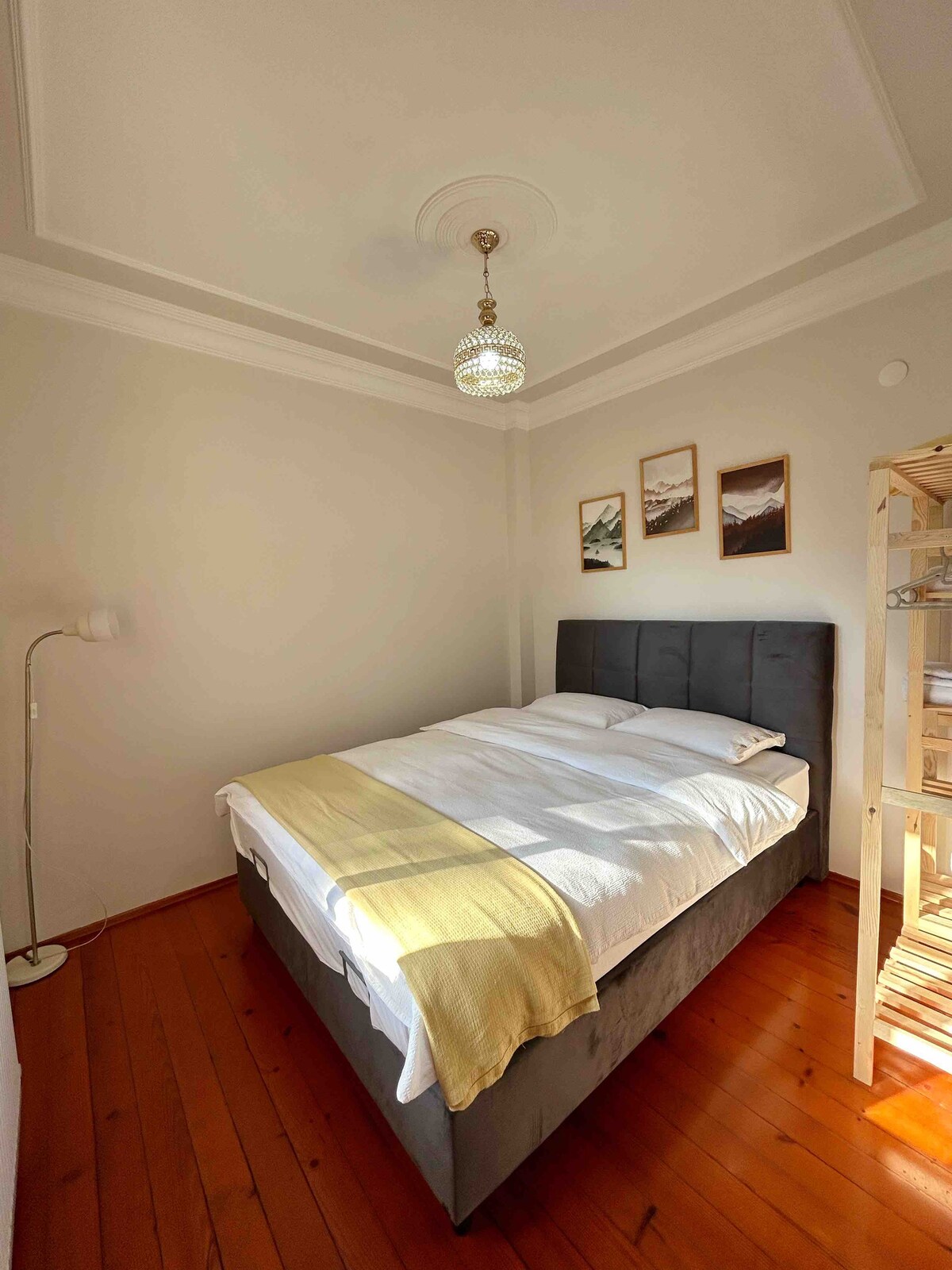 5. Spálňa - horné poschodie