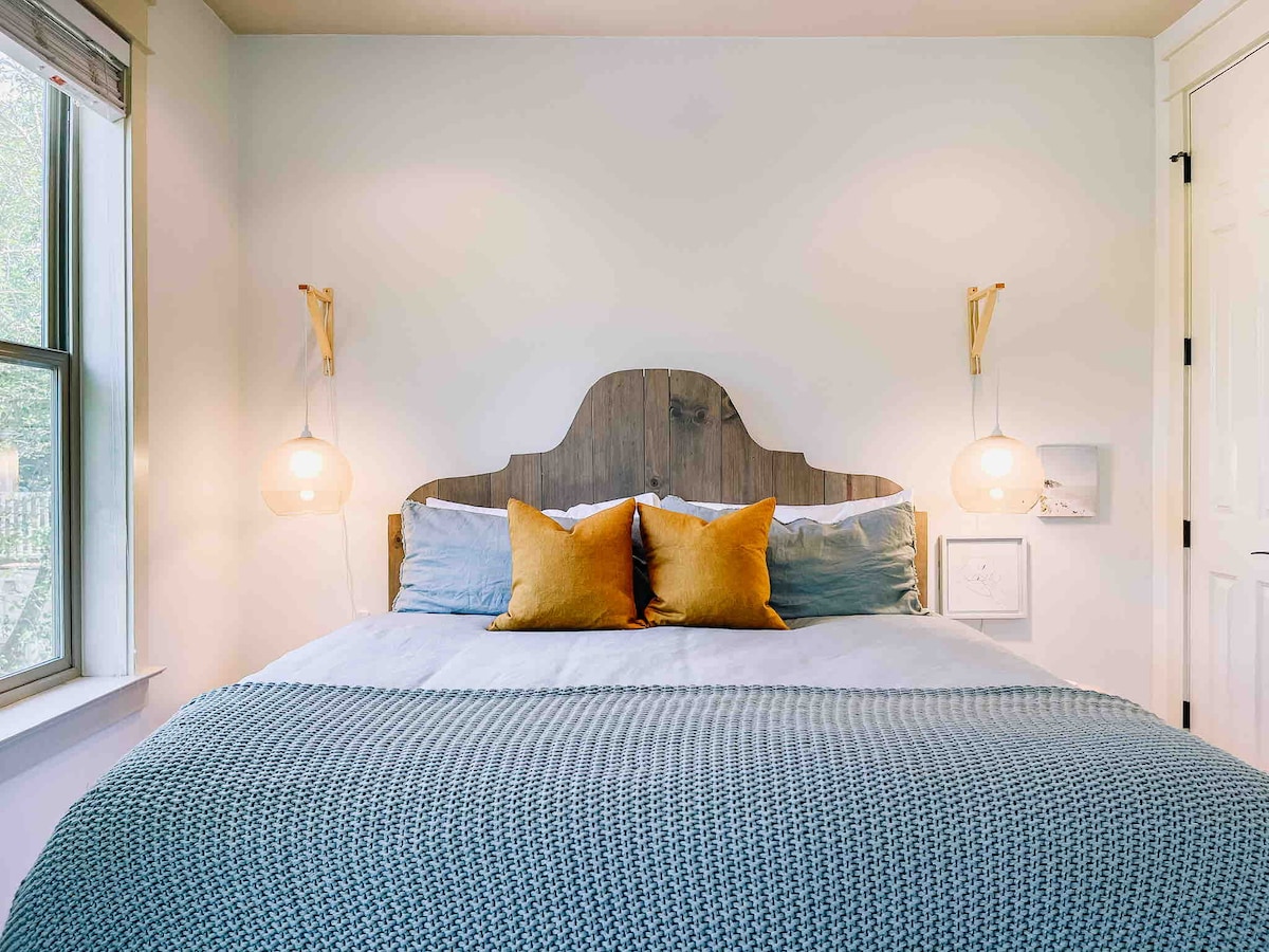 The main bedroom with full en suite. One of two king bed rooms in our house. 