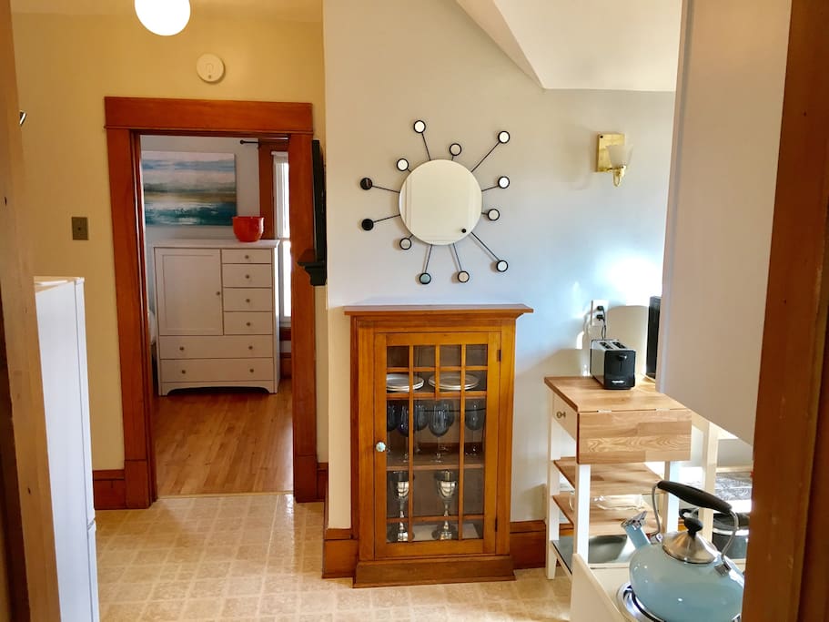 Full kitchen has a coffeemaker, toaster, microwave, stove, oven and refrigerator