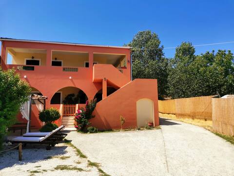 Villa green valley with jacuzzi