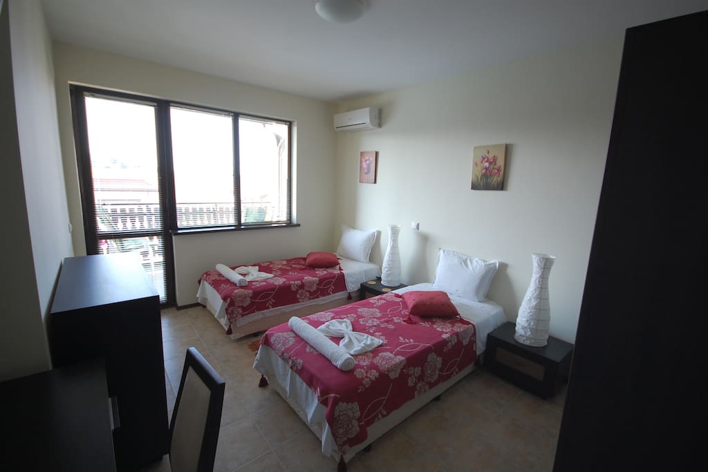 Rose bedroom also available to rent.