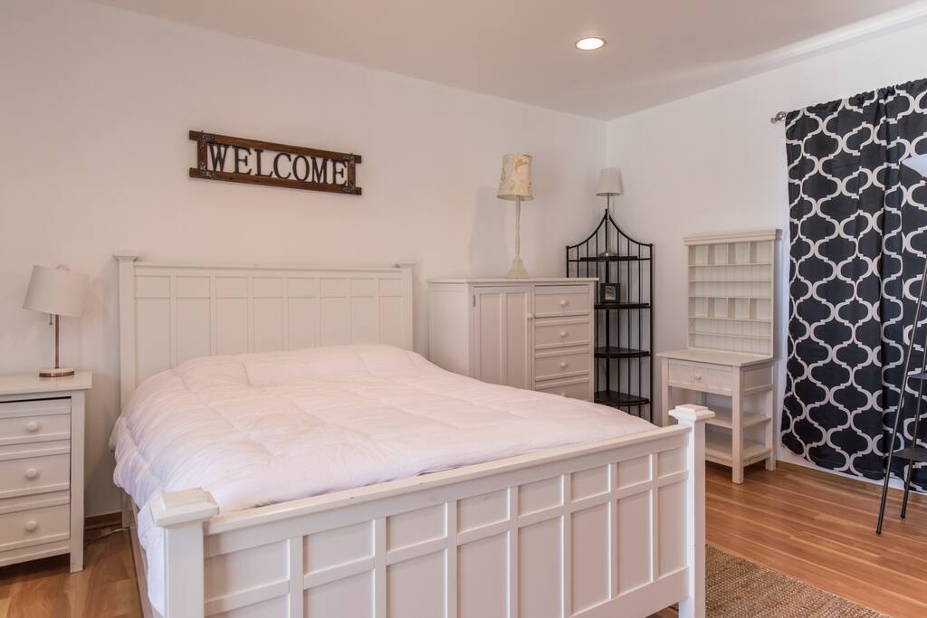 Bed like a soft cloud.