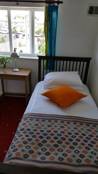 Guest bedroom