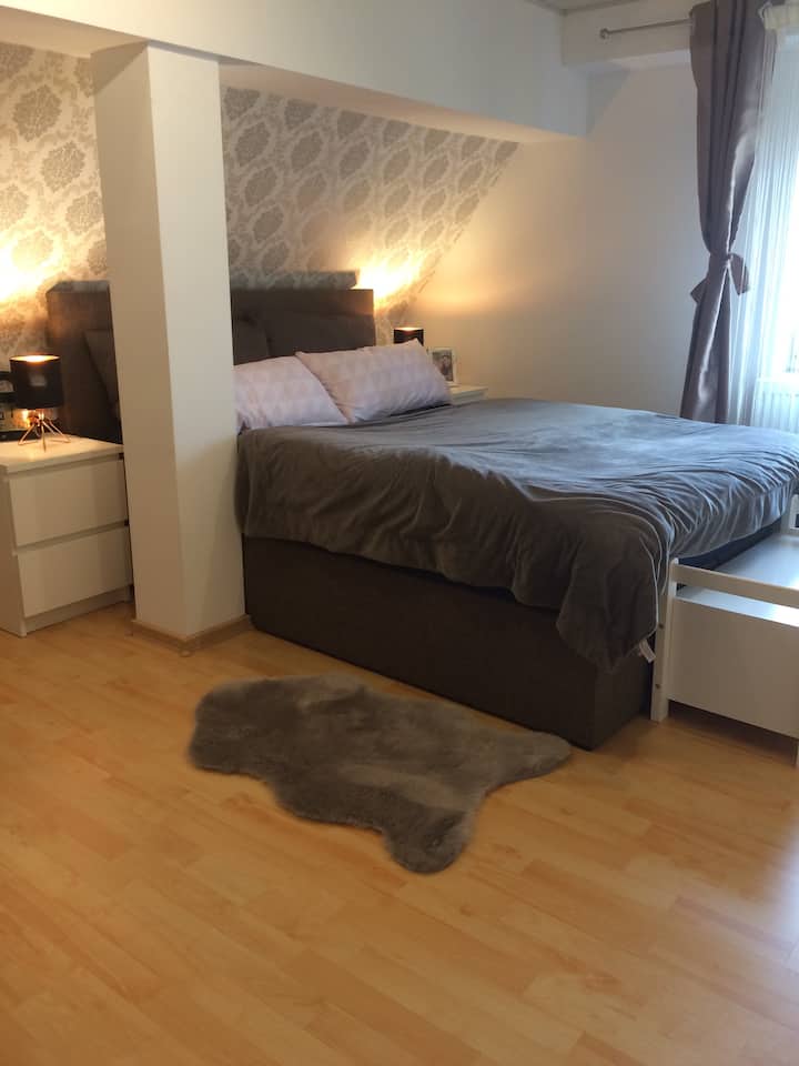 Großzügige ,Moderne Wohnung In Neustadt -Pfalz - Maikammer