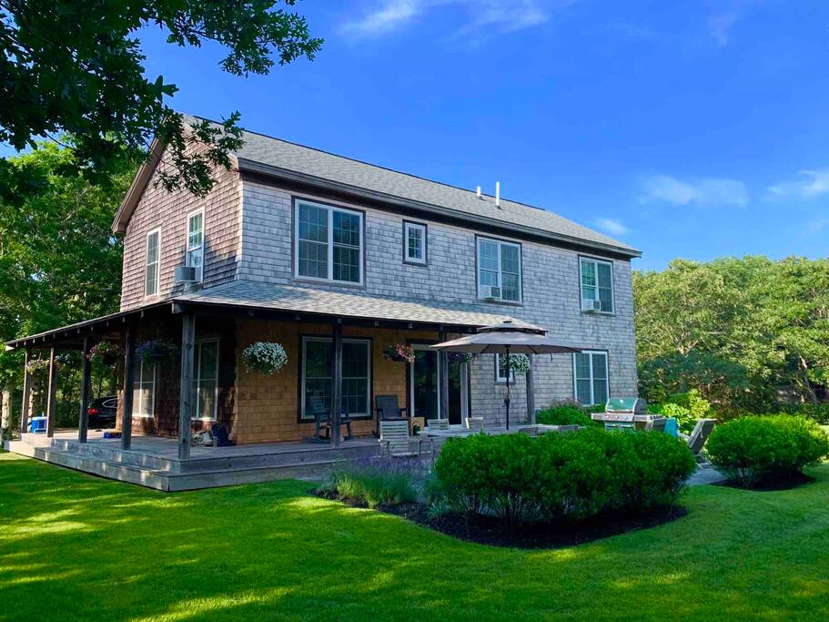 West Tisbury Escape, Long Point Beach Houses for Rent in West Tisbury