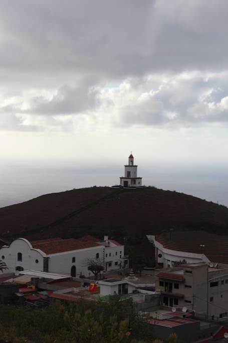 Vistas al Campanario de El Golfo.