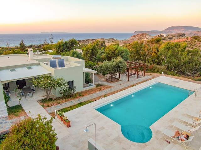 Stylish villa, private heated pool, large garden,