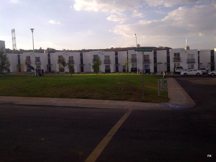 Frente al Parque