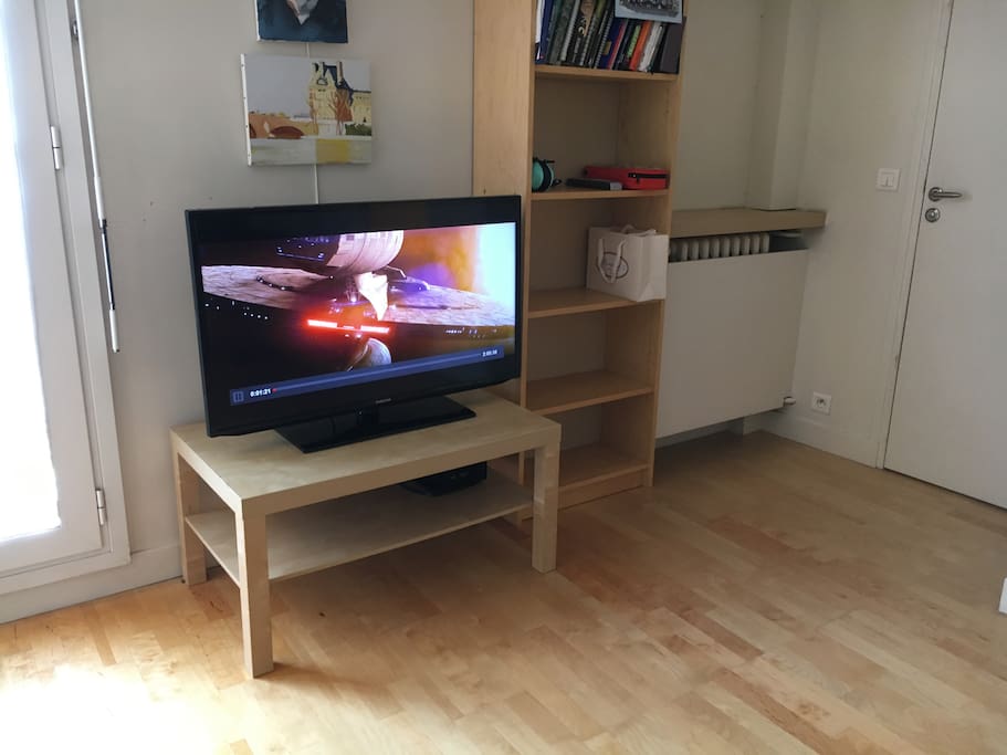 Big Samsung LED TV with Chromecast