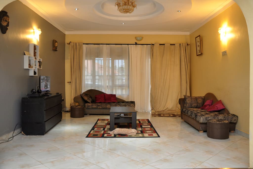comfortable living area with flat screen TV