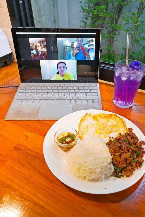 Mostrar imagem fornecida pelo anfitrião em ecrã inteiro