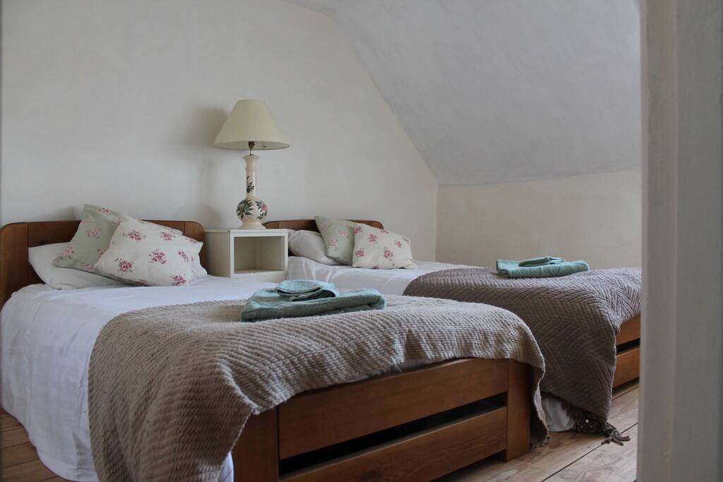 second bedroom