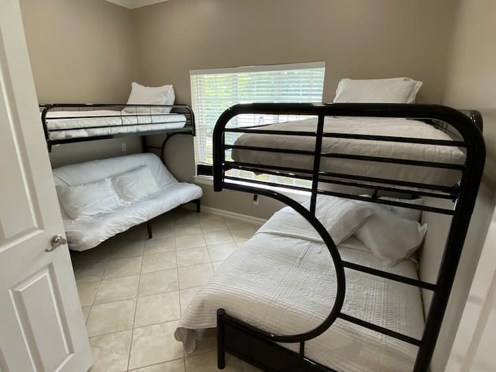 Downstairs Bunk Room 