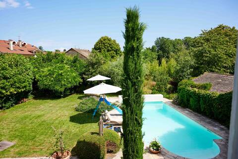 Unique house with pool 2 min from Geneva