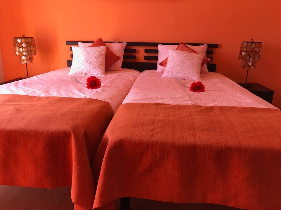 Quarto laranja