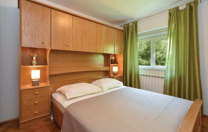 საძინებელი 3