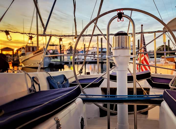 Top 6 Houseboats Near Jamestown, Virginia Updated 2024 Trip101