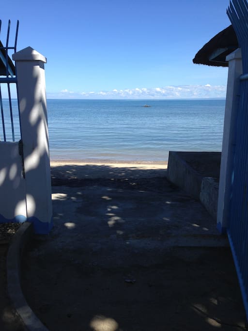 Rear gate with direct beach access