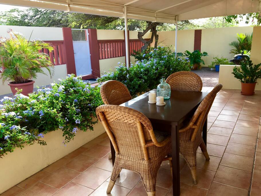 Front porch with dining table