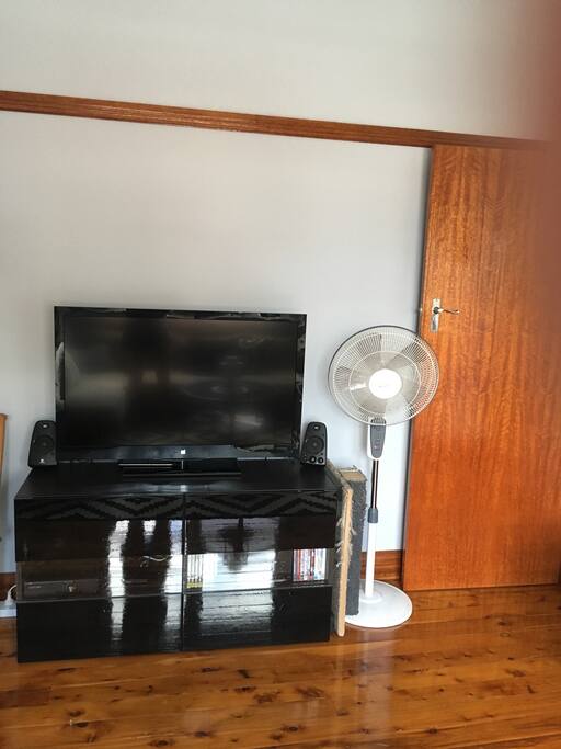 TV and fan. With use of XBox and Kodi media player.