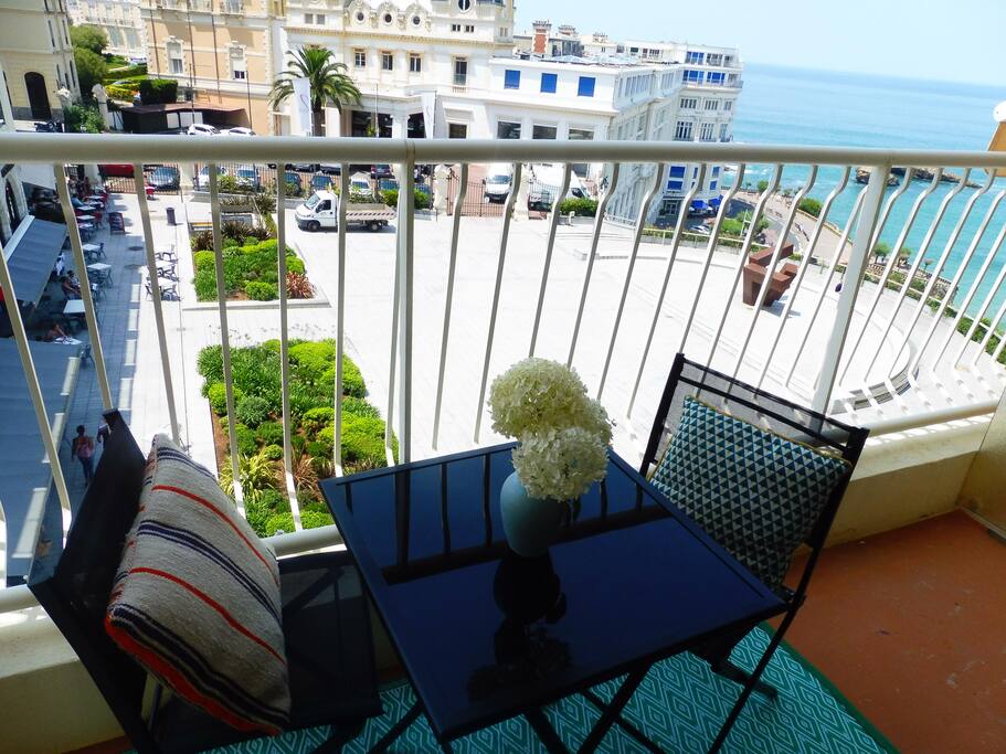 Terrasse avec vue mer
