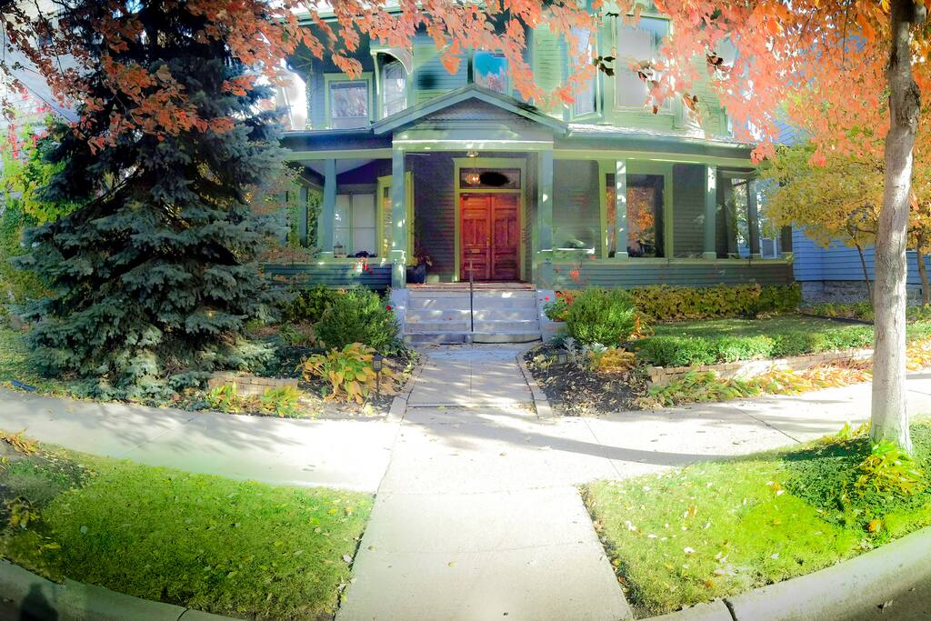 Your best choice for downtown convenience