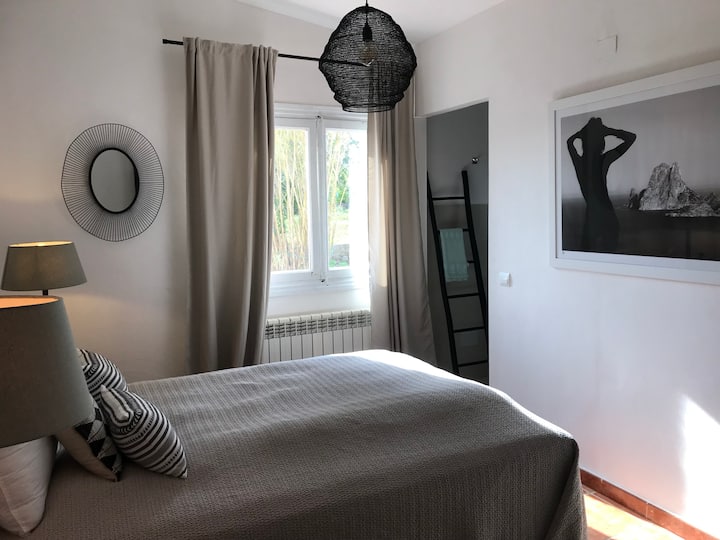 ห้องนอนใหญ่