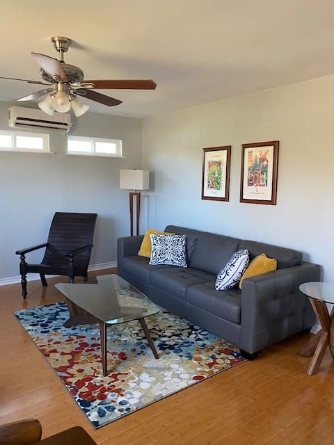 Popular Airbnb listing: Cozy private apartment in Central Austin. in Brentwood