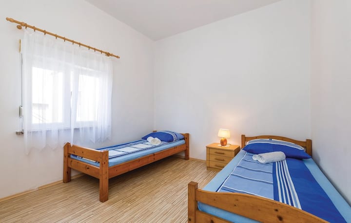 Spavaća soba 1