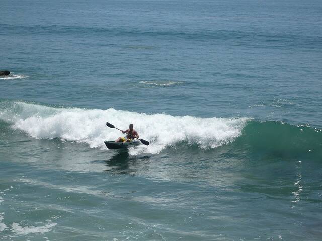 Beachfront 3bdrm 3 ba w/Surfboards gallery image 4