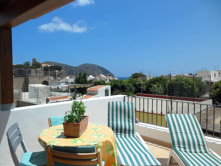 Charming, self-catering accommodation in Lipari!