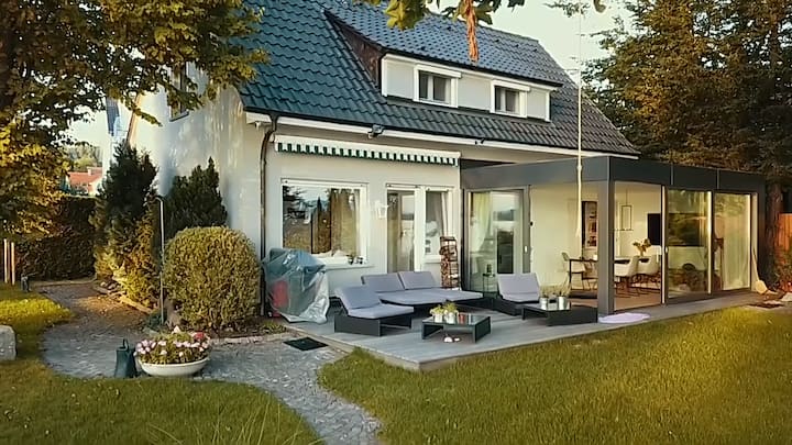 HAUS AM SEE - direct lake access