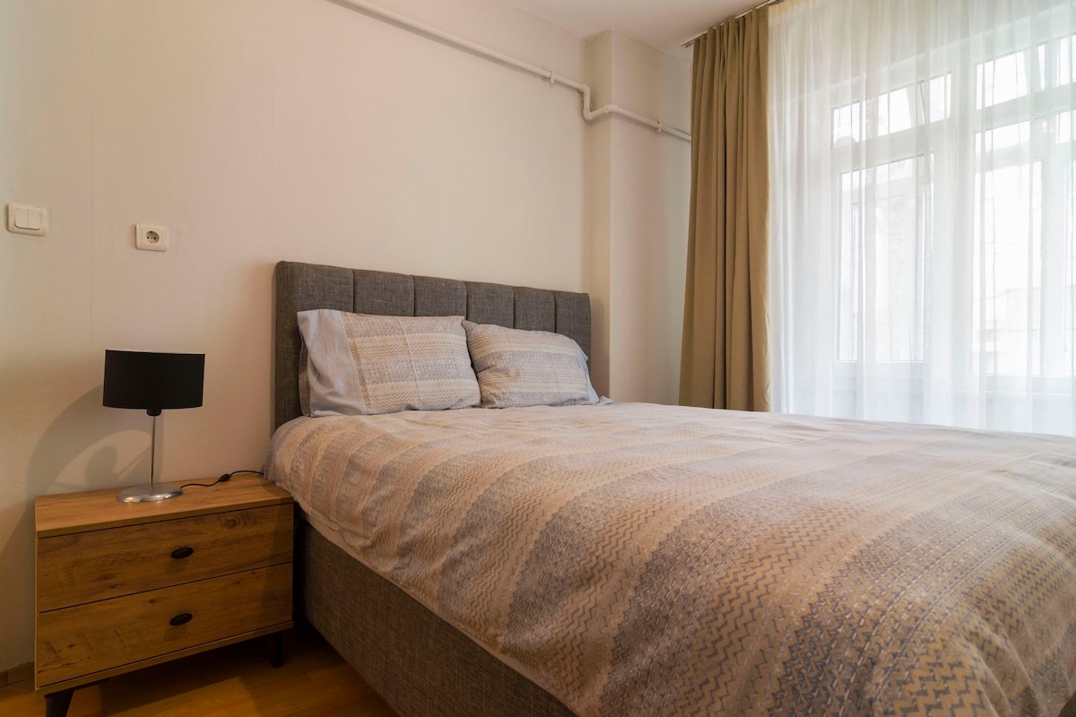 160X200厘米双人床