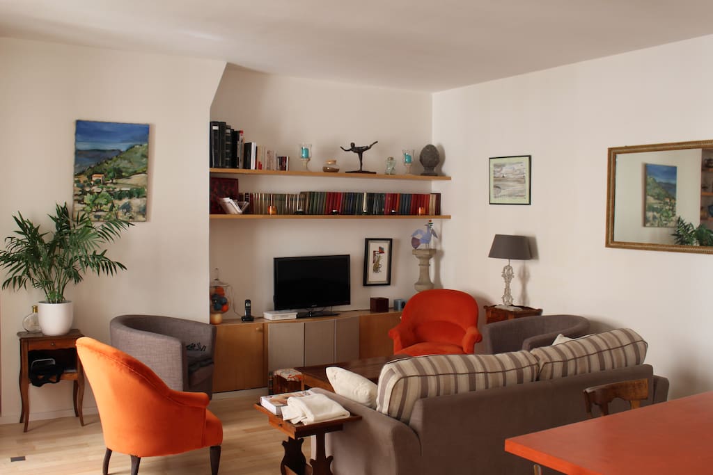 Living room - WiFi / TV / Xbox