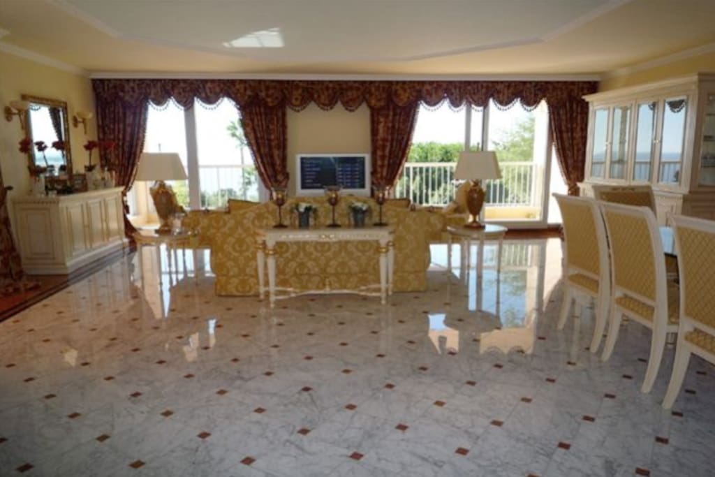 Living room 1