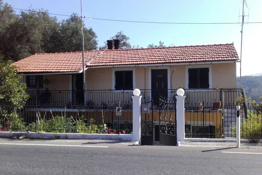 the front of the villa