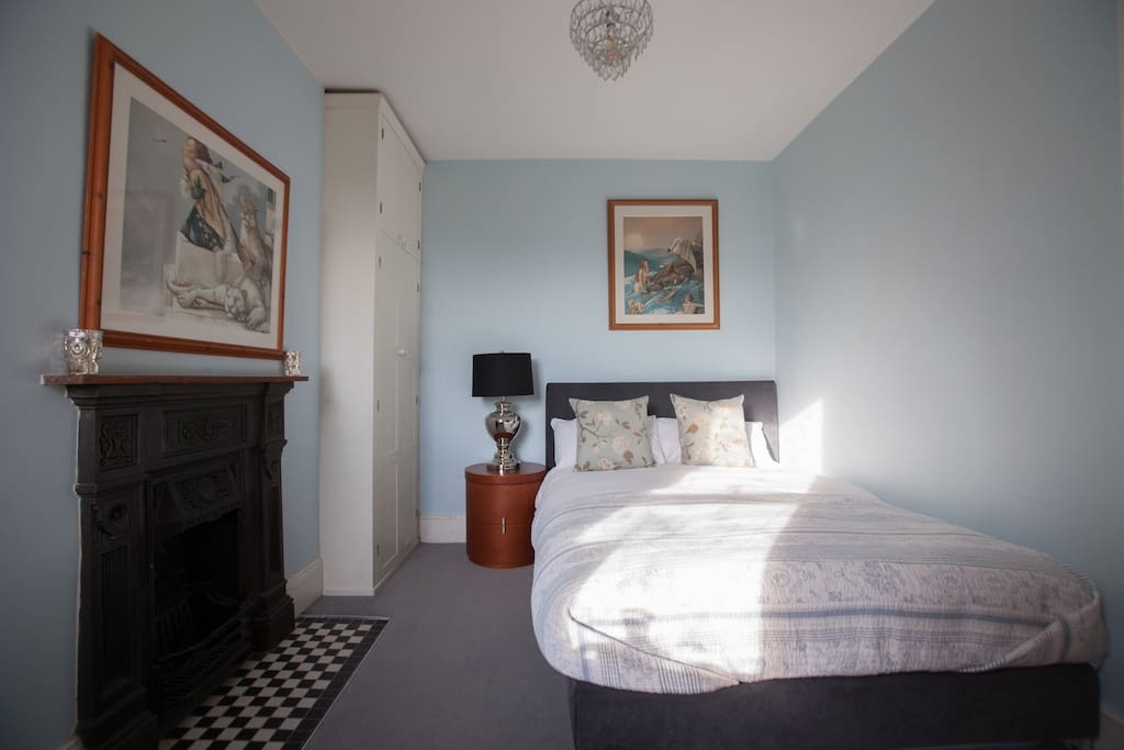 Boutique Victorian Room