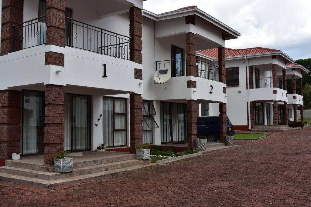 Flat complex