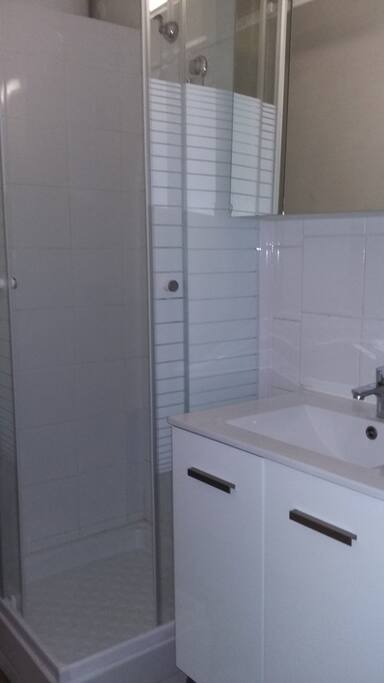 Douche toute neuve