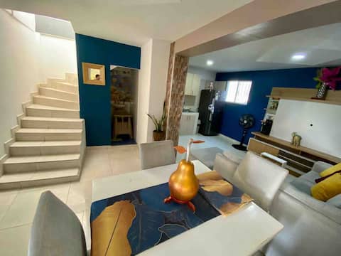 Top performing Airbnb: A beautiful apartment close to the beach and airport in Canapote
